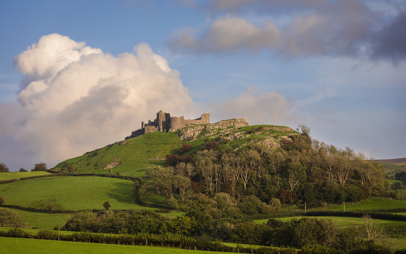 Carreg Cennen Castle