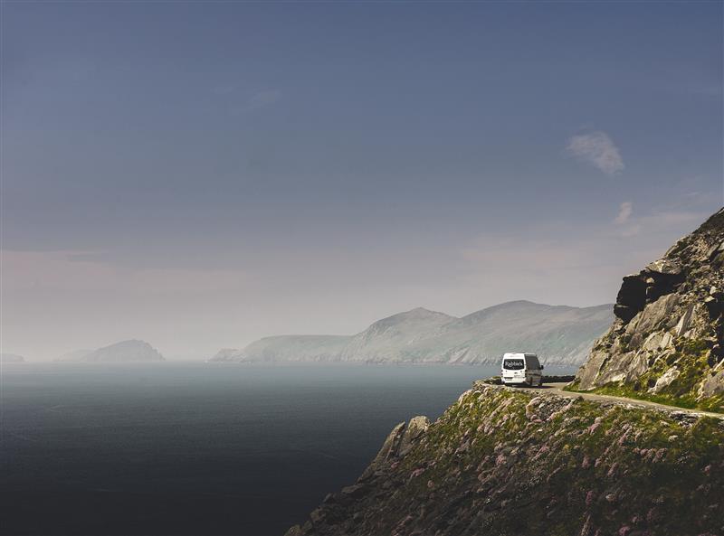 Slea Head Drive Rabbie's Tour Bus